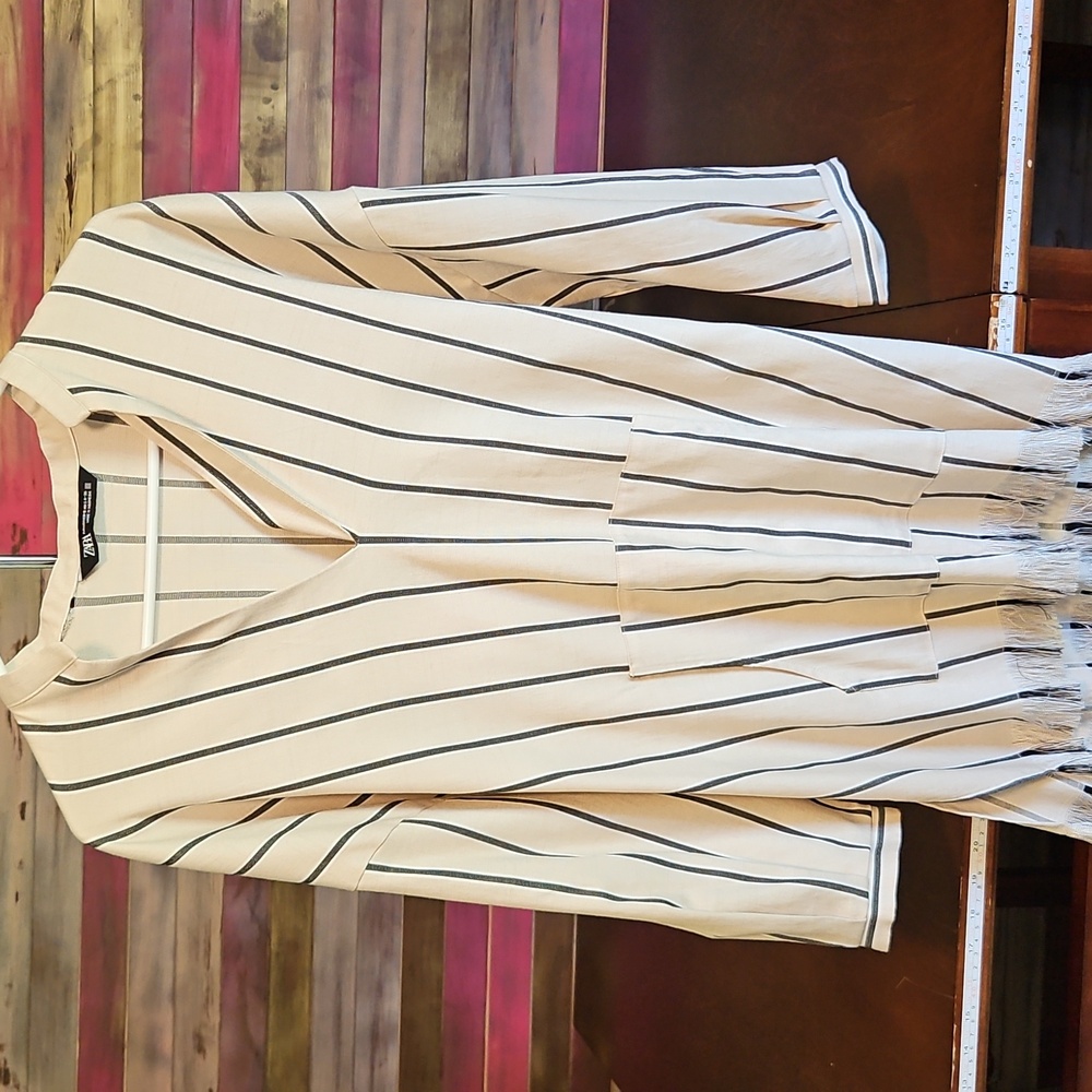 NWOT Zara Beige and Black Striped Tunic with Fringe